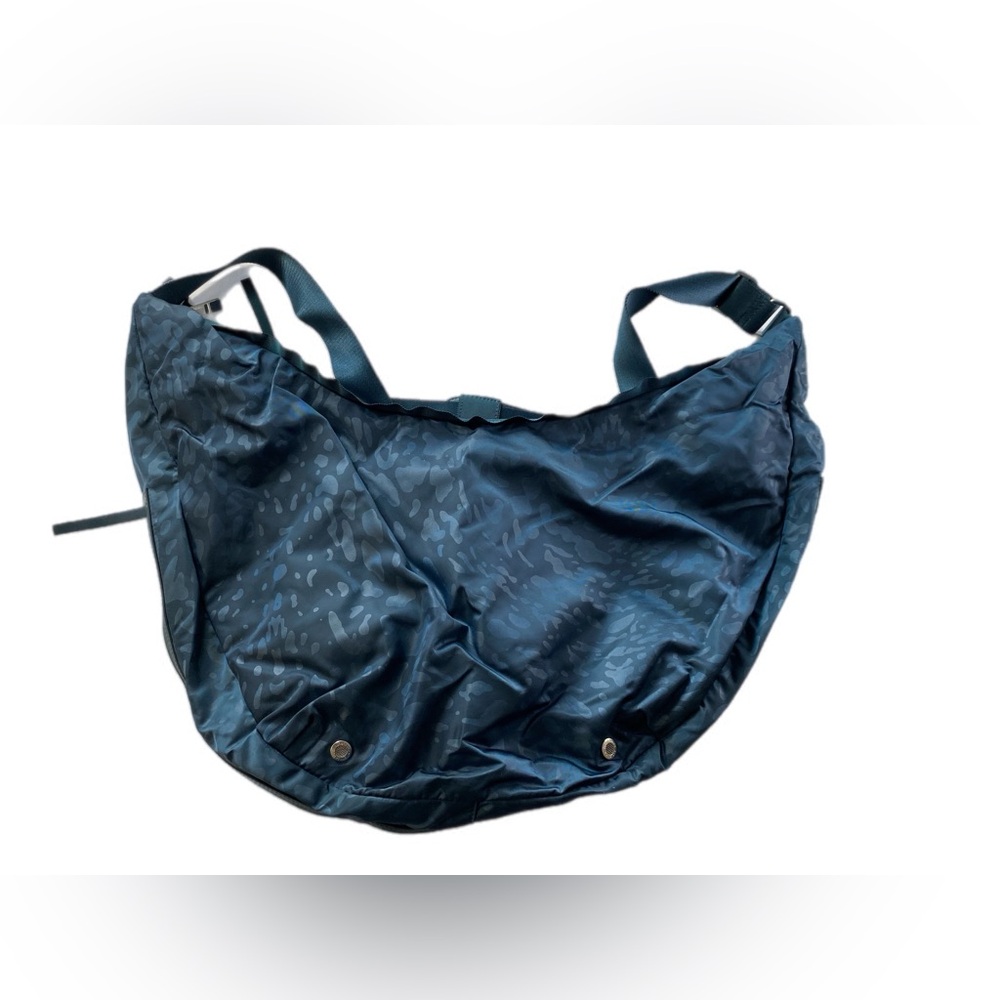 Lululemon Resolution Hobo